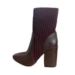Vince Camuto Diandra Sock Boot in Wine Color Womens Size 6